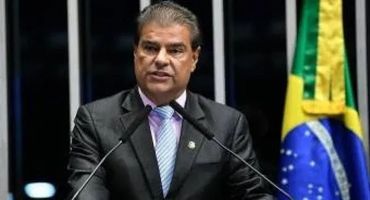 Senador Nelsinho Trad (PSD-MS): "Seguiremos em diálogo com FAB e Itamaraty. Estamos prontos para agir" - (crédito: Pedro França/Agência Senado)