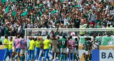 Jogadores do Palmeiras comemoram a classificação na Copa de Clubes  Foto: IMAGN IMAGES via Reuters/Caean Couto