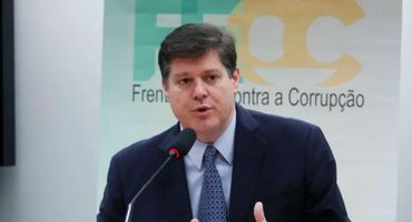 Presidente Baleia Rossi comemora peformance do MDB nas eleições municipais.webp