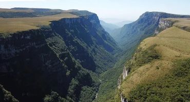 Cânion Fortaleza, localizado no Parque Nacional da Serra Geral  Foto: divulgação