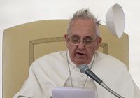 O Papa Francisco durante audiência geral na Praça São Pedro nesta quarta-feira (19)