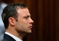 Oscar Pistorius ao ouvir o veredito do tribunal em Pretória