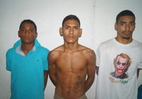 Grupo preso com drogas e armas (FOTO: Luciano Costa)